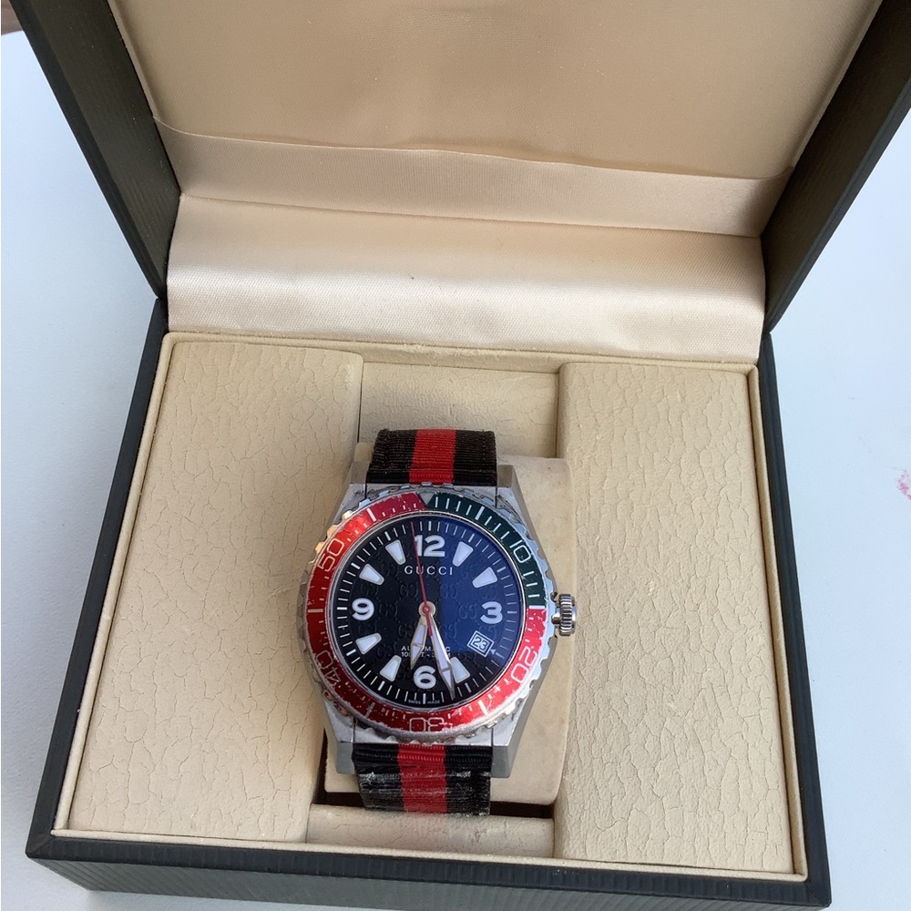 Mens authentic GUCCI AUTOMATIC watch❤️🖤🤍 - Picture 13 of 14